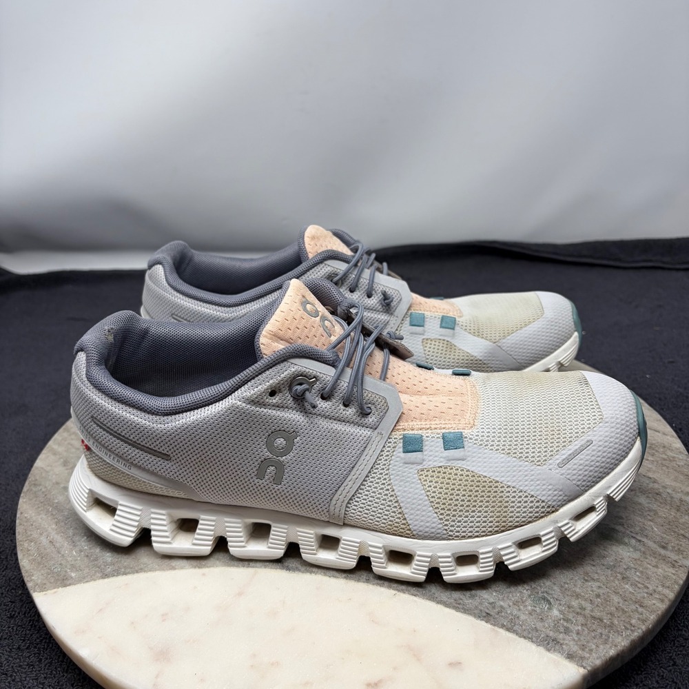 On Running Cloud 5 Push Glacier Undyed White Peach 69.98353 Womens Size 8.5